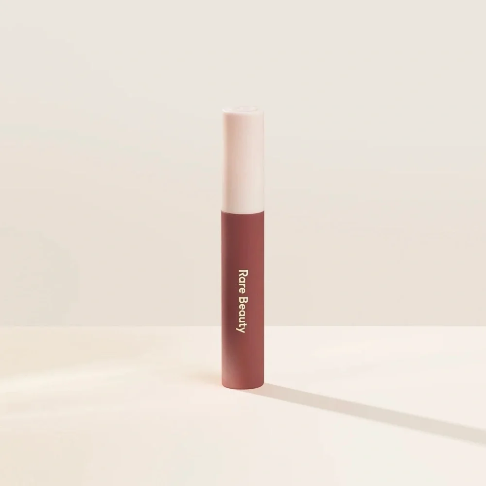 NWOT Rare Beauty Matte Lip Soufflé • Fearless